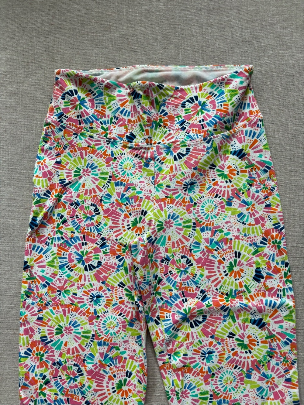 Teezher colorful abstract pattern funky athletic sporty leggings size L